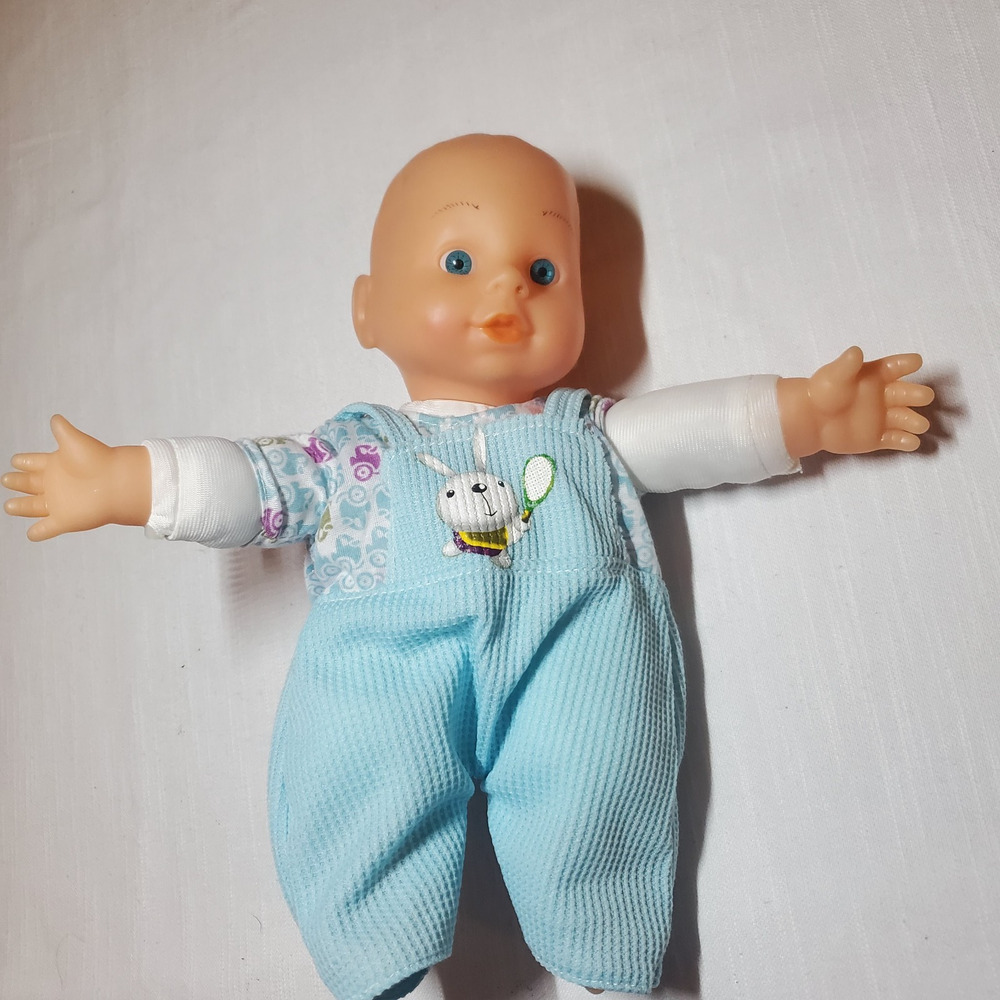 Vintage Uneeda Doll Co Baby Doll Blue Eyes Vinyl Plastic Outfit